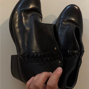 Clarks Women's Black Leather Ankle Boots